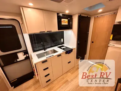 2026 Winnebago Micro Minnie photo 20