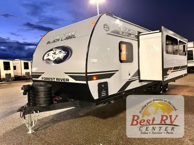 2026 Forest River RV Cherokee Grey Wolf Black Label photo 9