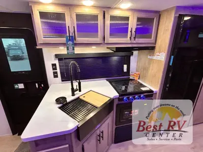 2026 Forest River RV Cherokee Grey Wolf Black Label photo 20