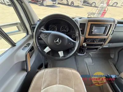 2019 Thor Motor Coach Quantum Sprinter photo 5