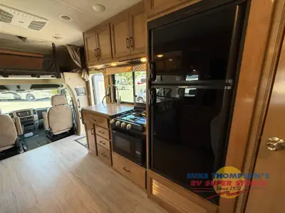 2019 Thor Motor Coach Quantum Sprinter photo 12
