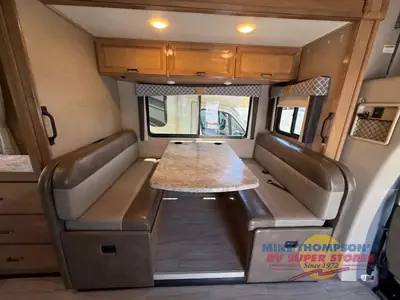 2019 Thor Motor Coach Quantum Sprinter photo 10