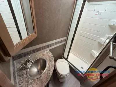 2019 Thor Motor Coach Quantum Sprinter photo 15