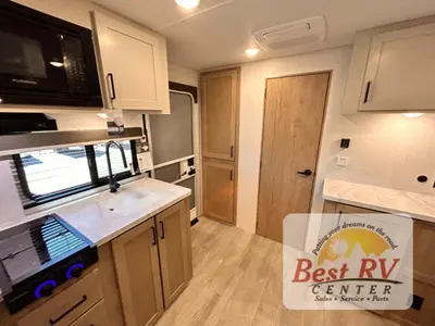 2027 Ember RV E-Series photo 50