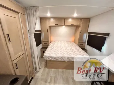 2027 Ember RV E-Series photo 32