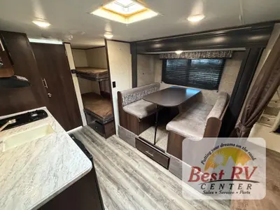 2019 Jayco Jay Flight SLX 7 photo 9