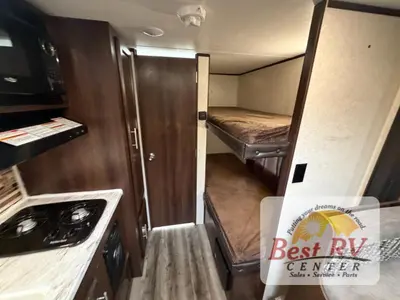 2019 Jayco Jay Flight SLX 7 photo 25