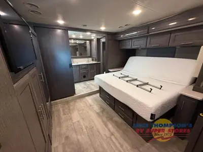 2021 Thor Motor Coach Aria photo 14