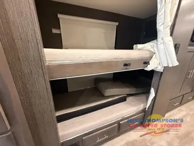 2021 Thor Motor Coach Aria photo 13