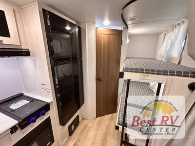2026 Forest River RV Surveyor Legend photo 32