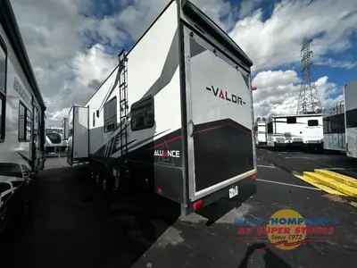 2022 Alliance RV Valor photo 3