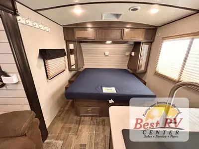 2020 CrossRoads RV Sunset Trail photo 28