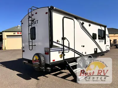 2020 CrossRoads RV Sunset Trail photo 3