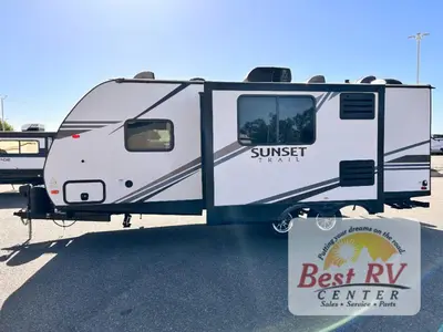 2020 CrossRoads RV Sunset Trail photo 6