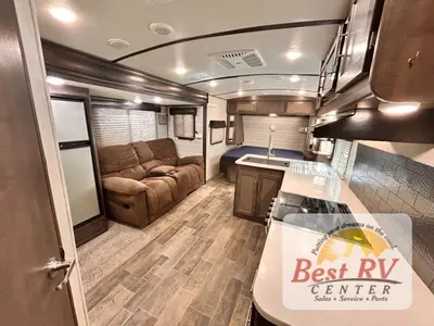 2020 CrossRoads RV Sunset Trail photo 9