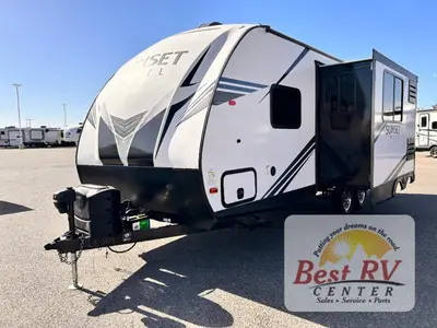 2020 CrossRoads RV Sunset Trail photo 7