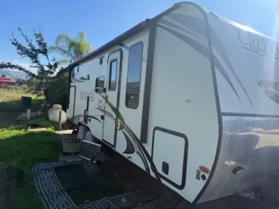 Used 2015 Outdoors Rv Manufacturing Creek Side 23BHS