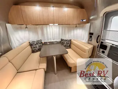 2017 Airstream Flying Cloud photo 21