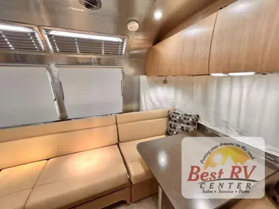 2017 Airstream Flying Cloud photo 30