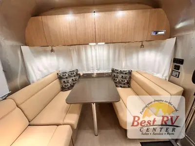 2017 Airstream Flying Cloud photo 25