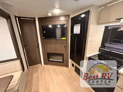 2027 Forest River RV Cherokee Alpha Wolf photo 26