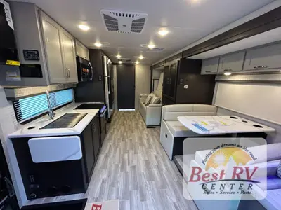 2026 Thor Motor Coach Omni Trail photo 10