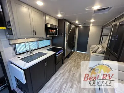 2026 Thor Motor Coach Omni Trail photo 24