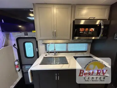 2026 Thor Motor Coach Omni Trail photo 29