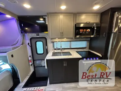 2026 Thor Motor Coach Omni Trail photo 28
