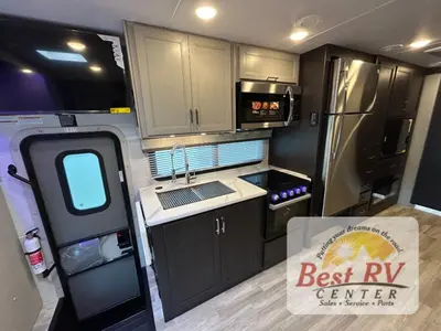 2026 Thor Motor Coach Omni Trail photo 26