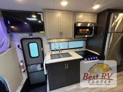 2026 Thor Motor Coach Omni Trail photo 27