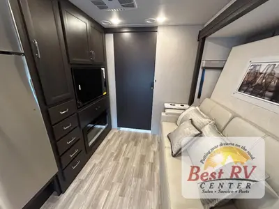 2026 Thor Motor Coach Omni Trail photo 48