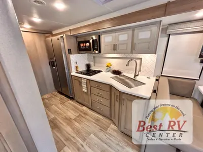 2027 Thor Motor Coach Inception photo 35