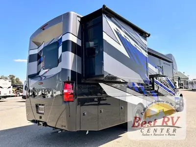 2027 Thor Motor Coach Inception photo 4