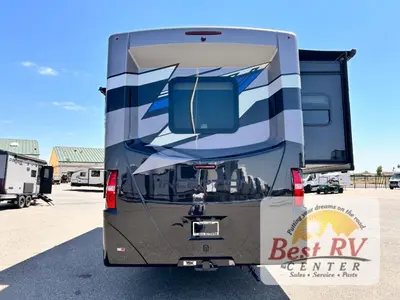 2027 Thor Motor Coach Inception photo 5