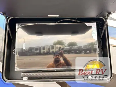 2027 Thor Motor Coach Inception photo 3