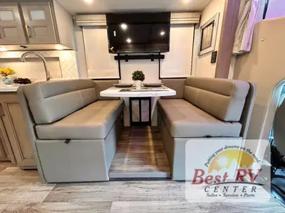 2027 Thor Motor Coach Inception photo 18