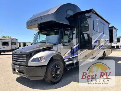 2027 Thor Motor Coach Inception photo 8