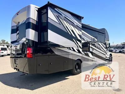 2027 Thor Motor Coach Inception photo 4