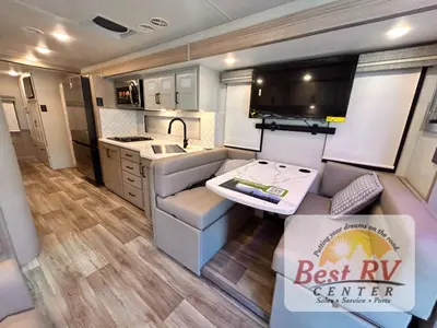 2027 Thor Motor Coach Inception photo 15