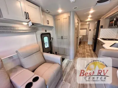 2027 Thor Motor Coach Inception photo 23