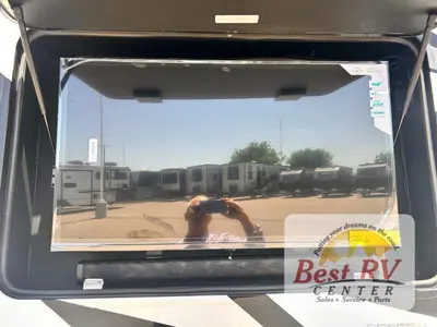 2027 Thor Motor Coach Inception photo 3