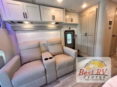 2027 Thor Motor Coach Inception photo 27