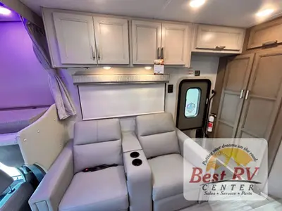 2027 Thor Motor Coach Omni Trail photo 29