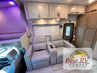 2027 Thor Motor Coach Omni Trail photo 25