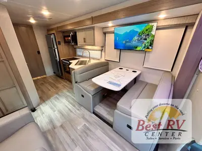 2027 Thor Motor Coach Omni Trail photo 14