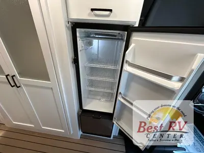 2025 Coachmen RV Galleria photo 21