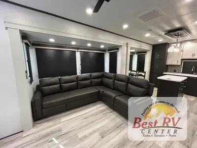 2025 Keystone RV Alpine Avalanche Edition photo 24