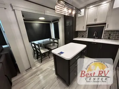 2025 Keystone RV Alpine Avalanche Edition photo 35