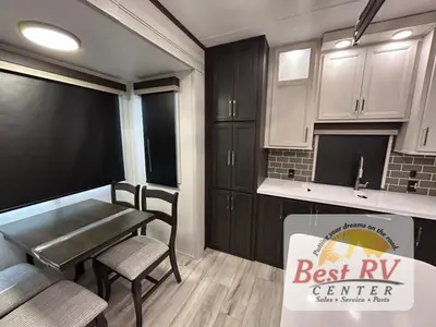 2025 Keystone RV Alpine Avalanche Edition photo 39